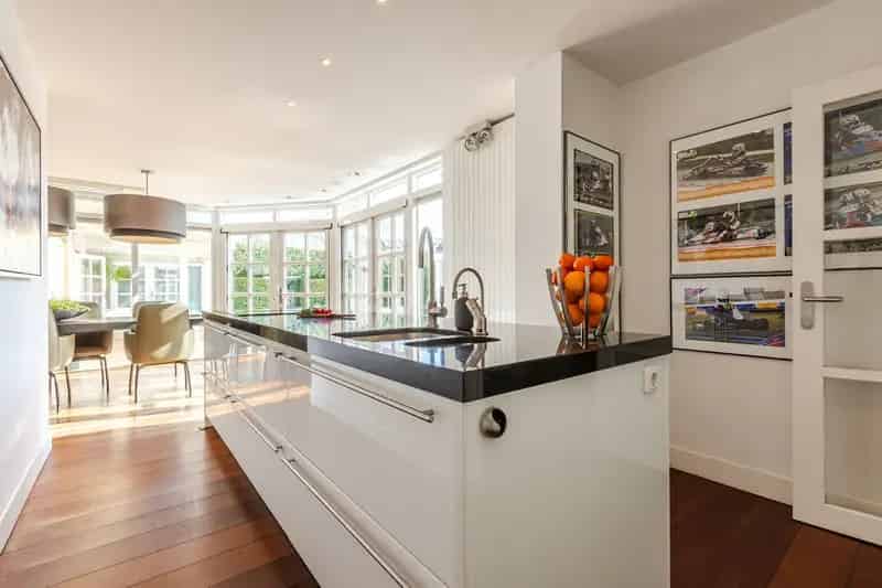Luxe Villa te koop in Dongen: Zwembad, Wellness & Ruime Tuin