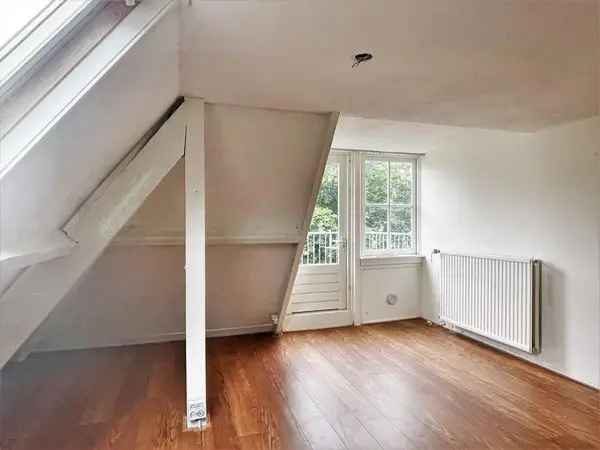 Appartement Te Huur in Laren, Noord-Holland