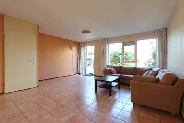 Ruime Tussenwoning Almere Danswijk 6 Kamers 112m2