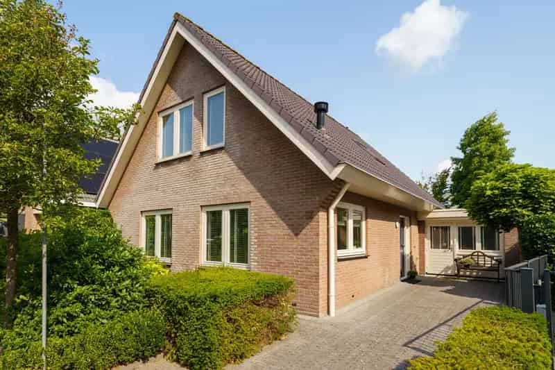Huis te koop: Wim Schuhmacherhof 31 1328 GJ Almere | Funda