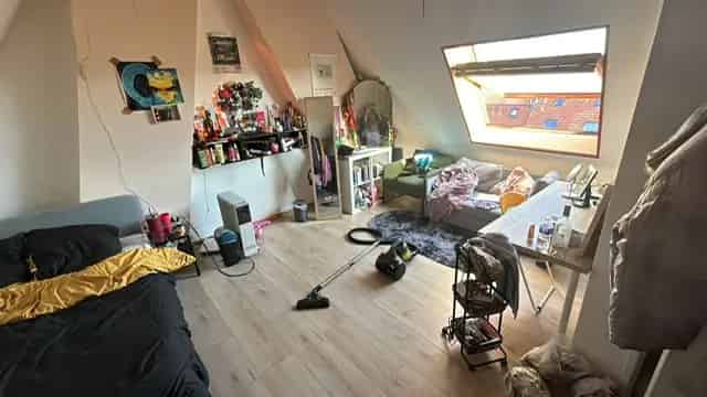 Ruime Kamer 30m2 te Huur Juni 2025