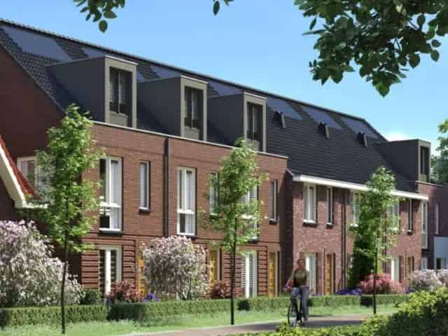 Moderne Gasloze Tussenwoning te Huur in Zwaag
