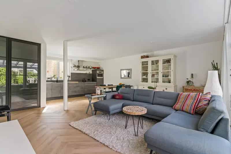 Koepelwoning Zoetermeer 5 slaapkamers moderne keuken