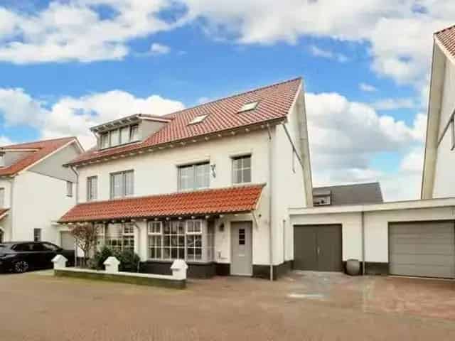 Huis te koop Den Haag 6 kamers 178m2