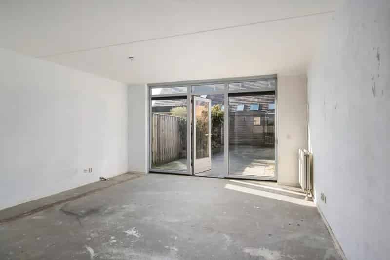 5-Kamer Gezinswoning Smitshoek Diepe Tuin Zuidwesten