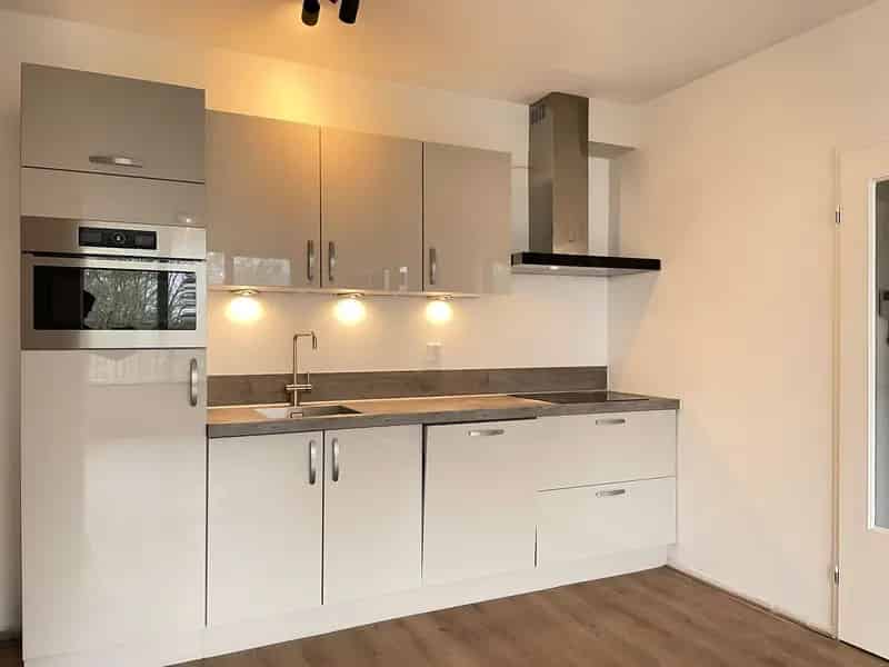 Modern 2-slaapkamer appartement Amsterdam Zuidoost nabij Gaasperplas