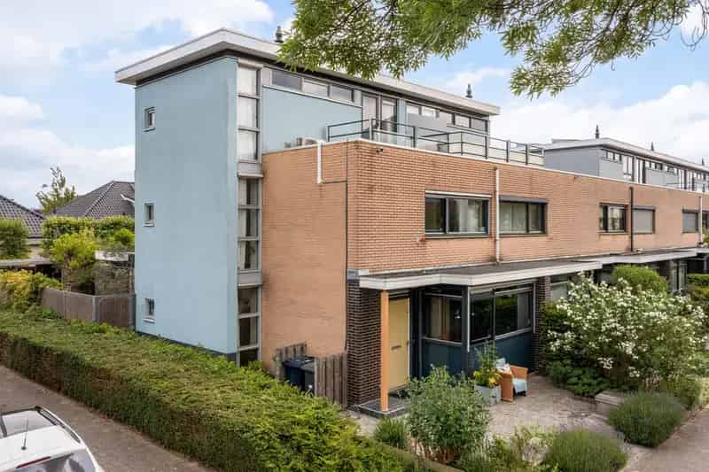 Huis Te Koop , 1, Anne Vondelingplantsoen, Naaldwijk, Zuid-Holland
