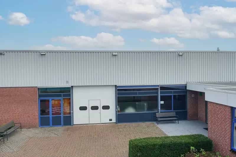 Bedrijfshal Almelo | Zoek bedrijfshallen te huur: Plesmanweg 9 7602 PD Almelo 