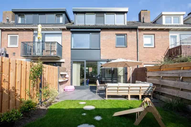 Huis te koop Ouderkerk aan de Amstel 4 slaapkamers Verbouwd Verduurzaamd