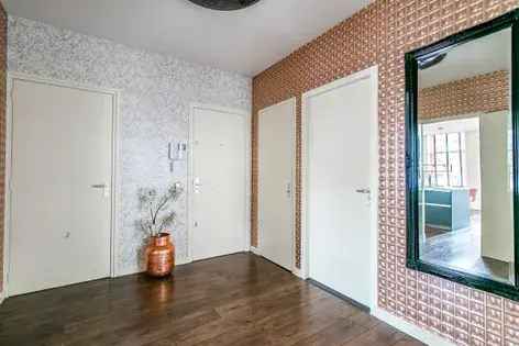 2 kamers appartement van 90 m² in Amsterdam