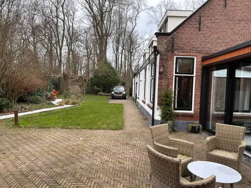Boerderij met Bungalow te huur in Oegstgeest