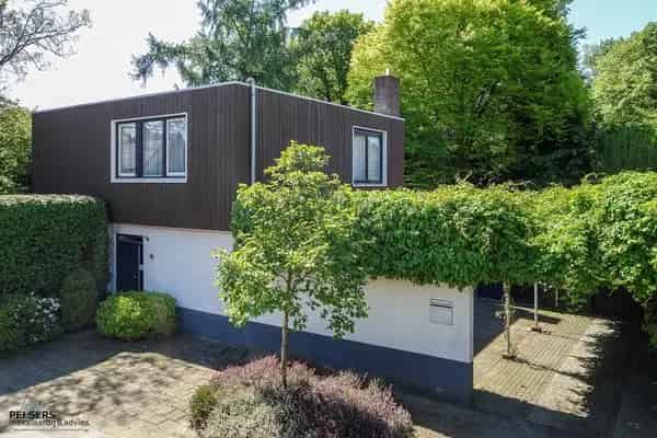 Multifunctionele woning Beesel 5 slaapkamers grote tuin