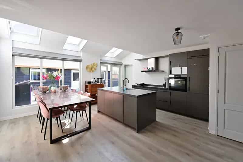 7 Slaapkamers Huis te koop Huizen Grote gezinswoning
