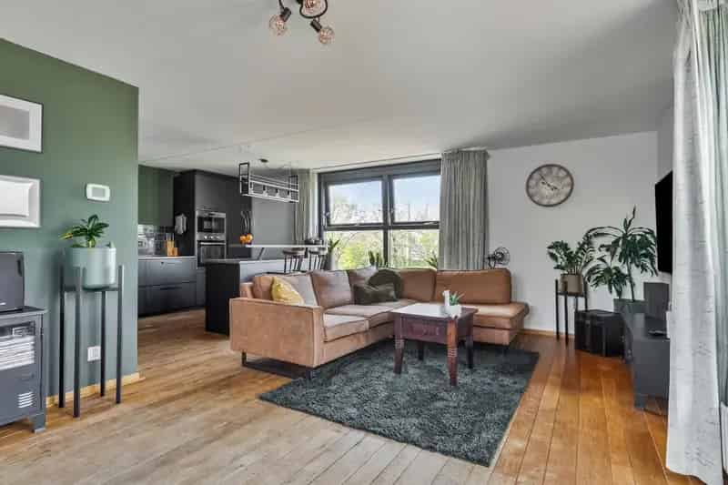 Appartement te koop Hoogland Van Boetzelaerlaan