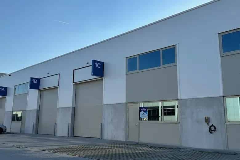 191 m2 Bedrijfsruimte te Huur Waalwijk