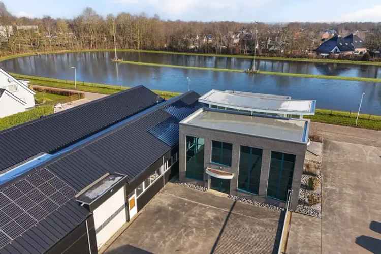 Bedrijfshal Ens te koop: Luxe kantoor en loodsen