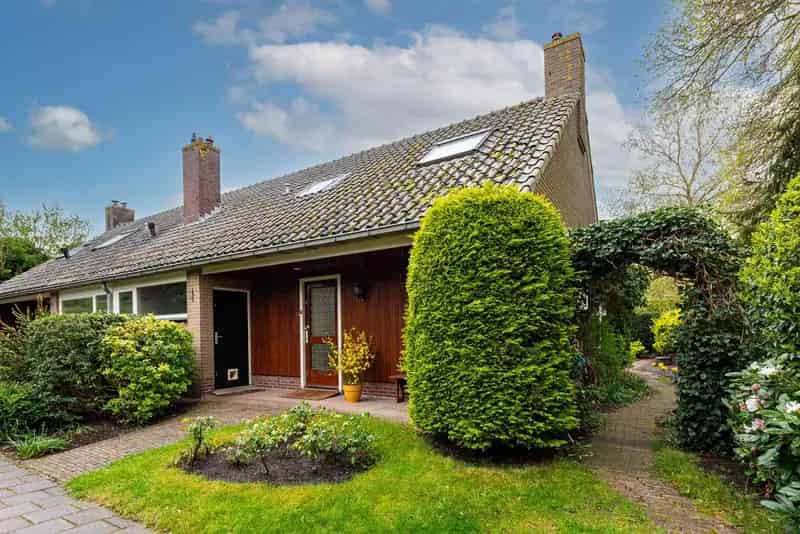 2-onder-1-kap Bungalow Naarden Vrij Uitzicht Zonnige Tuin