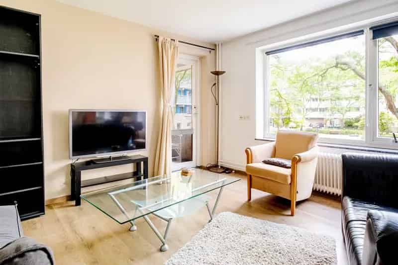 Studentenkamer Delft - Ruime Studio met Balkon en Gemeenschappelijke Faciliteiten