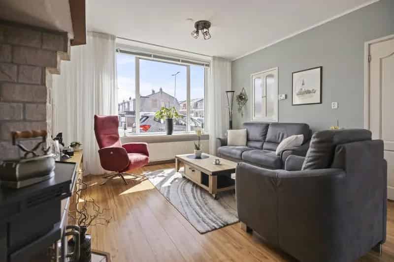 Ruime woning nabij centrum en Noordzeedijk