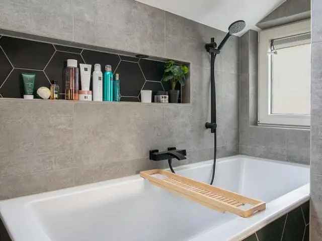 Te Huur: Modern Appartement Hellevoetsluis 4 Slaapkamers