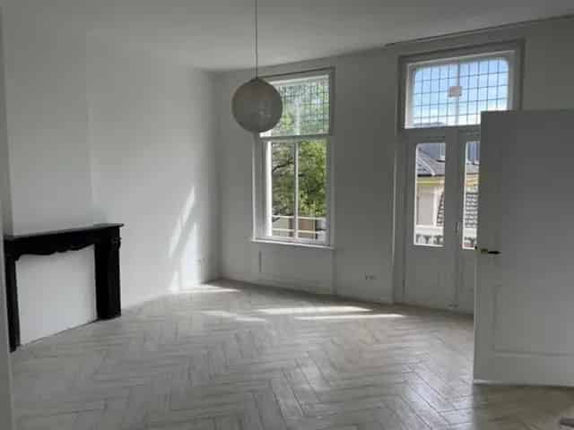 Bovenwoning Arnhem Spijkerkwartier 72m2 3 kamers