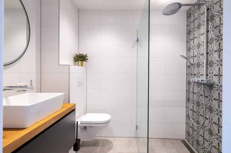 Huis te koop Den Elst: Ruime hoekwoning met 4 slaapkamers en tuin