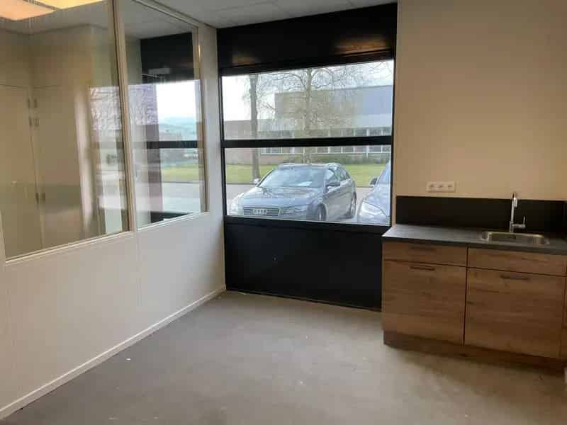 Bedrijfsruimte te huur Oss 170m² A50 A59