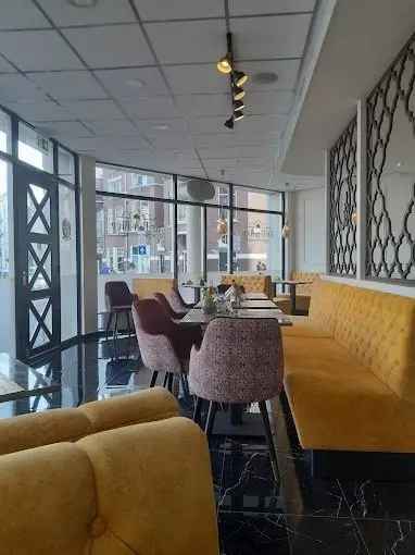 Top Locatie Hollands Spoor Den Haag: 160m² Perzisch Pand