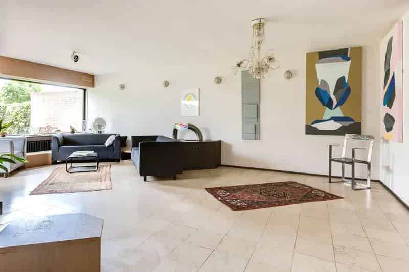 Huis te koop Berkel en Rodenrijs Ruime woning met grote tuin en atelier