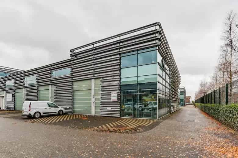Bedrijfsruimte 265m2 te huur Nieuw Vennep