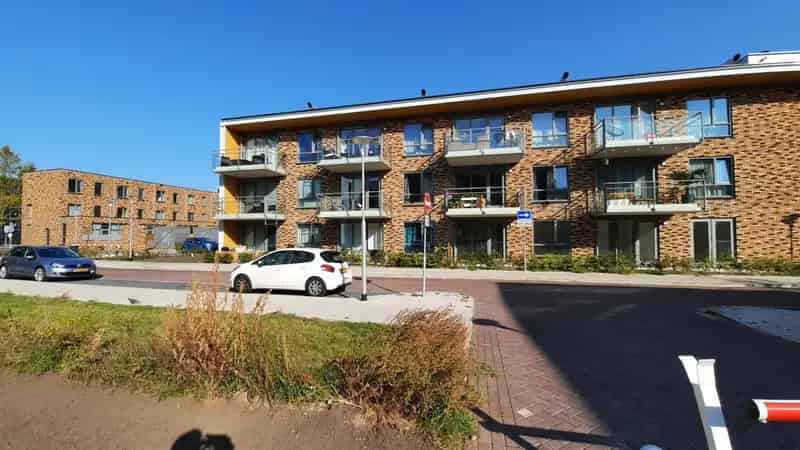 Tussenwoning Amsterdam Zuidoost 125m2 5 Kamers Tuin Beschikbaar Juni 2025