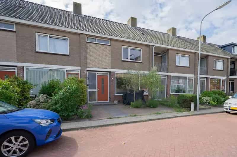 Ruime eengezinswoning te Heemskerk 4 slaapkamers grote tuin