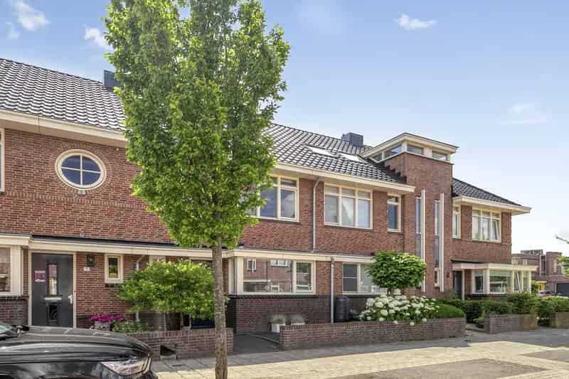 Luxe Eengezinswoning Kloetinge 4 Slaapkamers Instapklaar