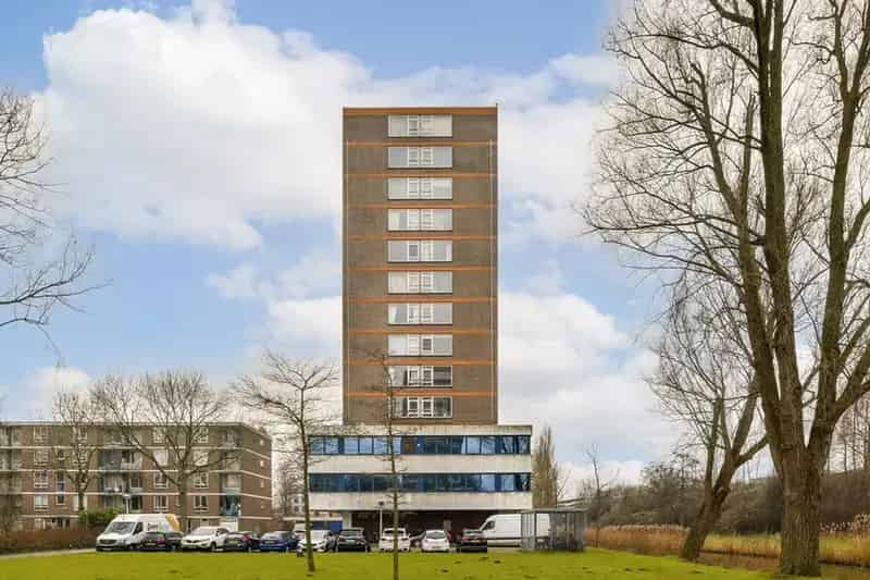 Ruim 4-kamerappartement 82m2 nabij Delflandplein