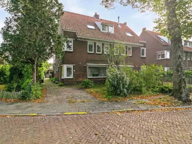 Jaren 30 Tweekapper Middelburg 5 Slaapkamers Royale Tuin