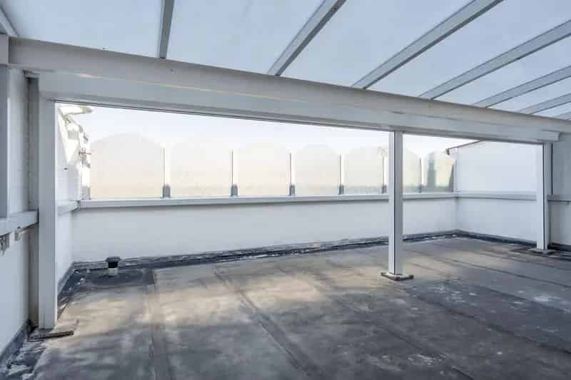 Ruime 3 Slaapkamer Bovenwoning met Dakterras en Balkon