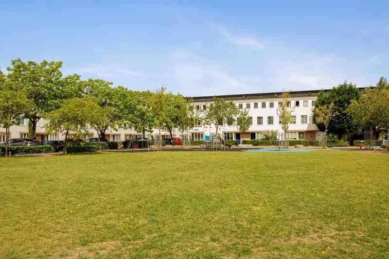 Ruime Familiewoning Nieuw Sloten 5 slaapkamers Diepe Tuin