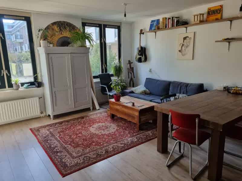 Kamer Amsterdam Oost met groot balkon