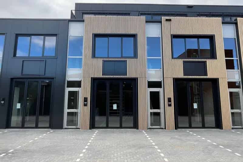 Bedrijfsunit te Koop Diemen 102m2 Dakterras 2 Parkeren