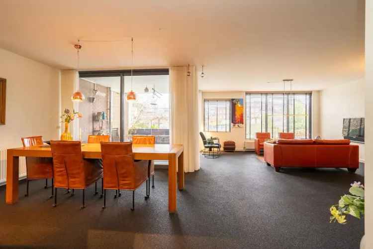 Ruim 3-kamerappartement Enschede 120m2 Balkon Parkachtig Complex