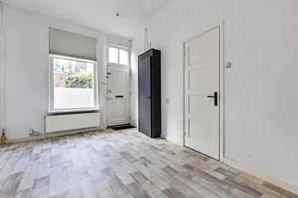 Nijmegen Centrum: Charmante Benedenwoning 35m²