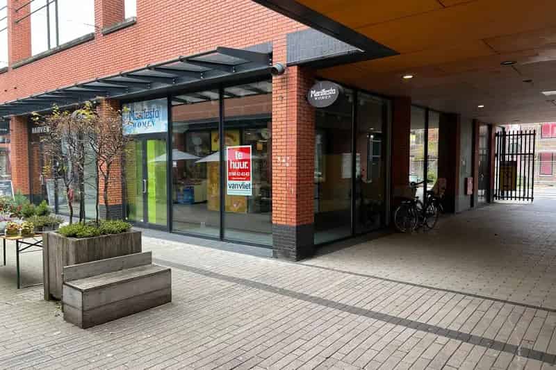 Winkel te huur Hendrik-Ido-Ambacht 139m2 Winkelcentrum De Schoof