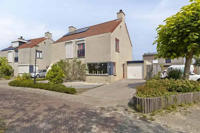 Ruime Tweekapper Goes 4 Slaapkamers Garage Tuin