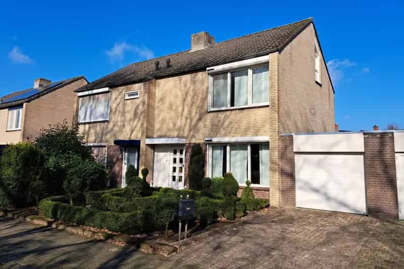 Half Vrijstaand Huis 4 slaapkamers Tuin Nabij Centrum