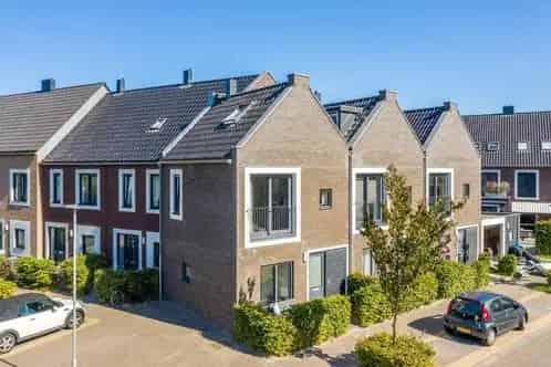 Ruim huis nabij Amsterdam 2 slaapkamers moderne keuken energielabel A