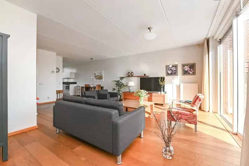 Huis te koop: Renovalaan 1 2645 NX Delfgauw 