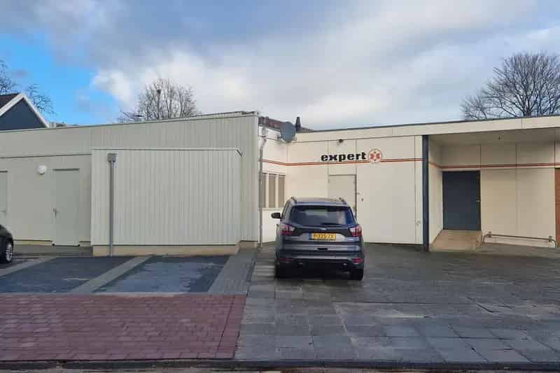 Belegging Oosterwolde: Winkelunit 500m²