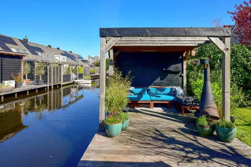 Huis te koop Uithoorn 5 slaapkamers 2 badkamers garage tuin