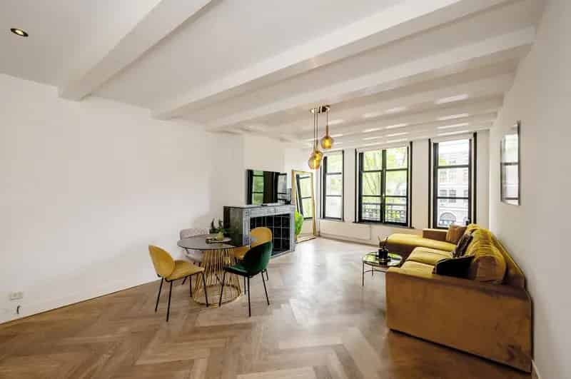 Amsterdam Grachtenpand Appartement 1685