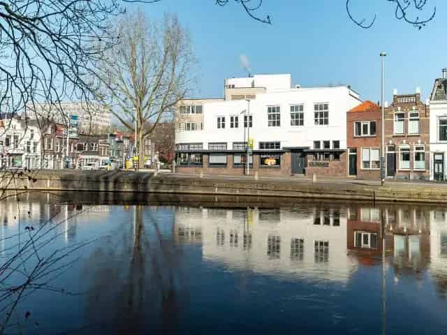 Gerenoveerde woning Gouda: Energielabel A, moderne keuken en badkamer